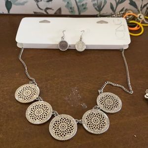 Necklace and earring set